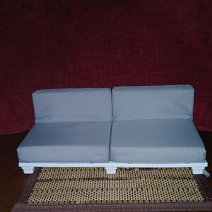 18" Doll Couch